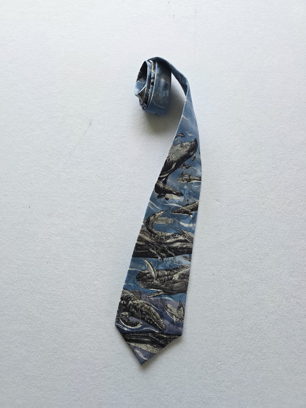 Men's Blue Whale Motif Silk Tie